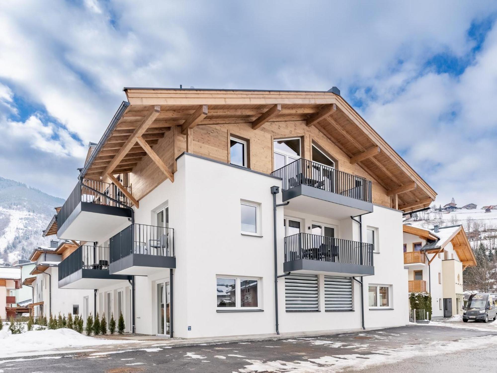 Falken Suites Top 4 Kaprun Exterior photo